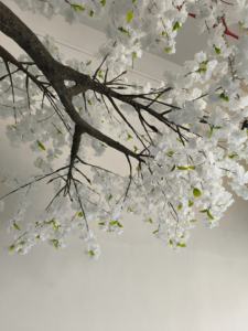 Gran corona <span class=keywords><strong>de</strong></span> árbol Artificial Real Touch blanco flor <span class=keywords><strong>de</strong></span> cerezo árbol <span class=keywords><strong>de</strong></span> luz para boda fiesta hogar Hotel centro comercial Decoración - Product Image 6