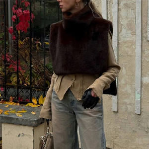 महिलाओं को कॉलर नकली फर बनिच ठोस उच्च कॉलर स्लीवलेस ढीले कमर वाली <span class=keywords><strong>2026</strong></span> नई महिला दैनिक स्ट्रीट शॉर्ट वेस्ट - Product Image 2