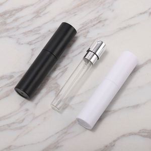 Atomizador Portátil Mini de Aluminio de 8 ml y 10 ml, Diseño Giratorio, Recargable, con Bomba de Pulverización y Color Personalizado para Cuidado Personal - Product Image 5