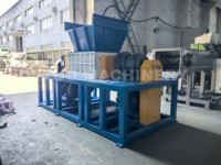Déchiqueteuse de carton automatique à double arbre avec moteur, roulement et engrenage – Conception portable, lames en acier inoxydable