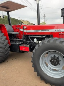Tractor Agrícola Usado Massey Ferguson 299 Rojo de 100HP con Motor de Ruedas 4WD y Caja de Cambios - Product Image 1