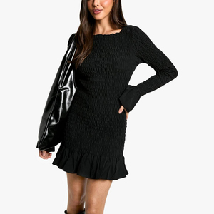 Mini vestidos informales de mujer con dobladillo con volantes de manga solitaria y cuello cuadrado negro liso de alta calidad - Product Image 2