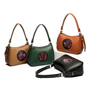 Bolso Tote de Mujer de Cuero Italiano de Grano Completo, de Alta Gama, de Lujo, de Diseño, en Nailon Balístico Ripstop de Poliéster - Product Image 6