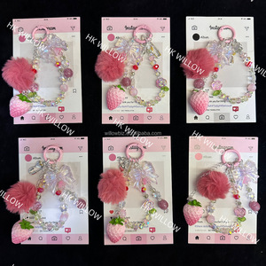 Porte-clés Sonny Angel fraise, breloques pour téléphone, boîte mystère, vêtements Sonny Angel, accessoires en gros, vêtements pour poupées - Product Image 1