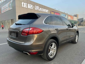 El 2014 Porsches <span class=keywords><strong>Cayenne</strong></span> 3,0 T Platinum Edition Usado Gasolina 5 plazas SUV Está Equipado con Asientos de Cuero y Techo Solar Panorámico - Product Image 6