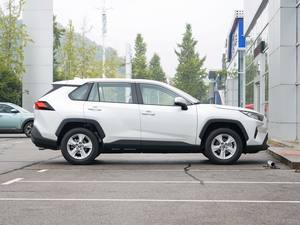 Toyota <span class=keywords><strong>RAV4</strong></span> Rongfang 2018 Premium 4x4 <span class=keywords><strong>RAV4</strong></span> XLELE 4x4 SUV de taille moyenne, véhicule d'occasion pour adultes à vendre, 2013, dépôt en stock - Product Image 4