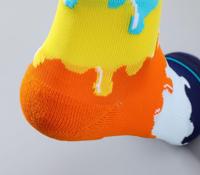 Chaussettes de sport amusantes et colorées, chaussettes à motif arc-en-ciel pour le softball, le football, le basketball, le volleyball, le cheerleading