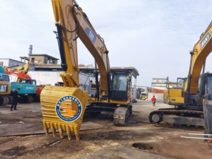 Excavatrice d'occasion Caterpillar 330D Gold Supplier Meilleur prix Excavatrice sur chenilles 30 tonnes avec moteur et composants du noyau de la pompe - Product Image 6