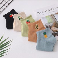 Jeune Style Broderie Fraise Drôle Kawaii Designer Harajuku Chaussette Femme Heureux Sokken Mode Calcetines Chaussette Souple