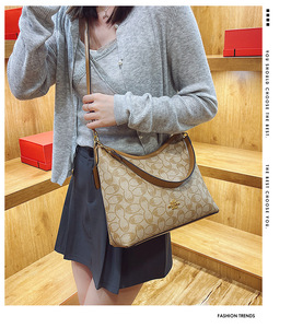 Nuevo Bolso Bandolera Ligero <span class=keywords><strong>de</strong></span> PU <span class=keywords><strong>para</strong></span> <span class=keywords><strong>Mujer</strong></span>, Multiusos, Ajustable, Personalizado OEM, Impermeable, Venta al Por Mayor - Product Image 6