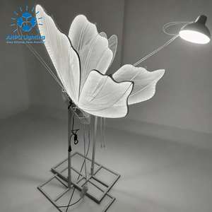 Lampes de sol motorisées Anpu à motif papillon lumineux pour allée de mariage et toile de fond - Product Image 3