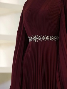 <span class=keywords><strong>Robe</strong></span> <span class=keywords><strong>longue</strong></span> de soirée musulmane plissée à la taille avec strass de luxe sur mesure, vêtements islamiques pour femmes, Abaya inspirée de Dubaï pour les fêtes - Product Image 6