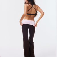 Soutien-gorge de sport respirant et doux pour femme avec logo personnalisé, bretelles fines, dos croisé, coussinets amovibles, séchage rapide, idéal pour l'entraînement et le yoga