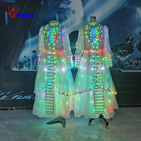 Costumes de danse LED avec télécommande RF, pixel Poi LED Dress Sets personnalisés unisexes Robots pour adultes Costumes de carnaval Costumes pour hommes