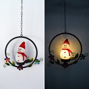 Luz Solar Colgante con Forma de Muñeco de Nieve, Decoración de Jardín para Exteriores, Adorno Navideño Impermeable con Energía Solar - Product Image 1