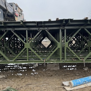 Ponte pedonale personalizzato struttura in acciaio - Product Image 5