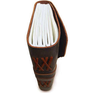 Vente en gros personnalisé en relief A5 blanc fait à la main Vintage voyageurs écriture en cuir véritable couverture cahier Journal - Product Image 3