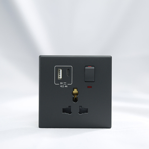 Enchufe Universal Negro Personalizado al por Mayor de 1 Salida con Interruptor, Indicador y USB A+C - Product Image 4