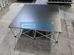 Escenario Portátil de Aluminio ESI para Eventos Corporativos con Soporte de Podio y Absorción de Vibraciones - Product Image 3