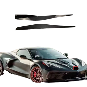 Minigonne Laterali Nero Lucido e Motivo Fibra di Carbonio con Spoiler Laterali per Modifica Chevrolet <span class=keywords><strong>Corvette</strong></span> C8 - Product Image 1