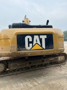 รถขุดมือสองจากญี่ปุ่น ยี่ห้อแคตเตอร์พิลลาร์ รุ่น CAT330D ขนาด 30 ตัน |   ได้รับการรับรองจากญี่ปุ่น |   รถขุดตีนตะขาบแบบขุดลึกและประหยัดน้ำมัน - Product Image 4