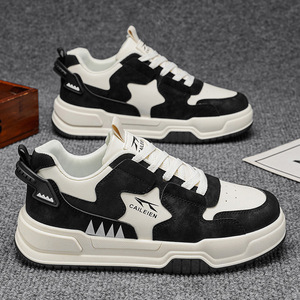 Men's Shoes 2025 New Breathable Leather Skateboarding Shoes Thick Sole Sports Breathable Casual Shoes Youth Walking Style Shoes - Product Image 3