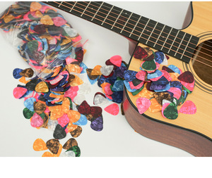 Bán buôn biểu tượng tùy chỉnh Celluloid Guitar Picks giá rẻ Acoustic-bass điện Ukulele dây cụ bộ phận & phụ kiện - Product Image 1
