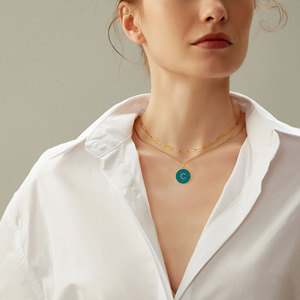 Letras Góticas Modernas con Diseño Exclusivo y de Tendencia, Acero Verificado de Calidad, Acabado Negro IP, Regalo - Product Image 3