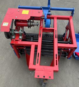 Cosechadora frontal de 4 hileras <span class=keywords><strong>y</strong></span> 75 cm para <span class=keywords><strong>ajo</strong></span> <span class=keywords><strong>y</strong></span> cebolla, máquina de recolección para cultivadores de tractor de un solo eje - Product Image 3