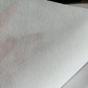 Tissu en polypropylène 70gsm non tissé jetable pour anti-poussière - Product Image 1