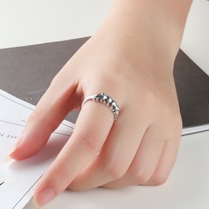 Anello Unisex a Forma di Elefante in Tono Argento, Accessorio di Moda - Product Image 3