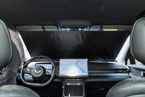 Pare-soleil de <span class=keywords><strong>voiture</strong></span> rétractable automatique noir à <span class=keywords><strong>ventouse</strong></span> télescopique avec protection UV et isolation thermique, ajustement universel - Product Image 6
