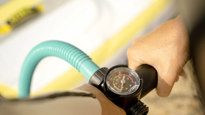 Aztron <span class=keywords><strong>prix</strong></span> d'usine Double <span class=keywords><strong>Action</strong></span> SUP pompe à main Stand up <span class=keywords><strong>Paddle</strong></span> Board accessoires gonfleur pompe à Air - Product Image 5