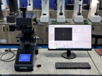 Durómetro Vickers de 10-1000 kgf con enfoque automático XYZ para metalurgia, electromecánica y medición computarizada de moldes