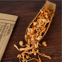Vente en gros de Cordyceps Militaris pure sporehead jaune doré épices séchées herbe crue en bâton entier
