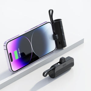 Potente tasca ricaricabile <span class=keywords><strong>piccolo</strong></span> pacco batteria costruito in cavo Powerbanks caricabatterie portatili Mini capsula Power Bank - Product Image 1