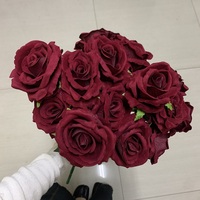 Buket Mawar Beludru Buatan Tangan Mewah 7 Tangkai Berkualitas Tinggi Warna Burgundy Dekorasi Pernikahan Gaya Modern Rangkaian Mawar
