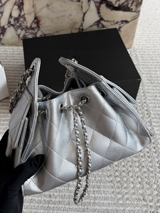 <span class=keywords><strong>Borsa</strong></span> a Spalla Premium da Donna 2026, Elegante <span class=keywords><strong>Borsa</strong></span> a Secchiello in Pelle di Vacchetta con Motivo Geometrico e Chiusura a Coulisse, Personalizzabile OEM ODM - Product Image 4