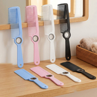 Peigne à cheveux rotatif personnalisé avec logo pour hommes et femmes, en fibre de carbone, à dents arrondies, résistant à la chaleur, pour coiffeurs et barbiers