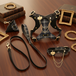 Coleiras, Guias e Peitorais de Couro Macio de Luxo e Fofos para Cães (Tamanhos P, M, G, GG, XGG) - Fabricante de Suprimentos Personalizados para Animais de Estimação - Product Image 1