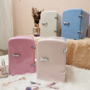 Горячая продажа дома автомобиля низкий уровень шума Красота Косметика Макияж 4L холодильник метро Настольный портативный кемпинг мини холодильник