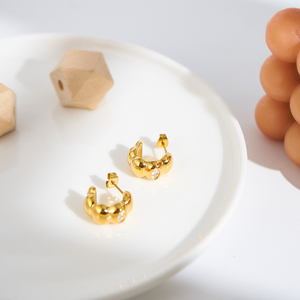 Mới Nhất 18K Vàng Mạ Thép Không Gỉ Đồ Trang Sức C Hình Dạng Với Hình Bầu Dục Zircon Hình Học Hoop Bông Tai Cho Phụ Nữ Bông Tai E241525 - Product Image 4