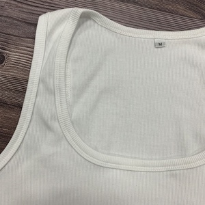 Nieuwe Aankomst Custom Logo Design Gym Hoest Tanktops 260Gsm Effen Vierkante Hals Katoenen Geribbelde Mouwloze Dames Tanktop - Product Image 6