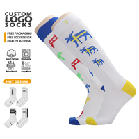 Fabrication de chaussettes avec logo personnalisé, chaussettes de compression pour hommes et femmes, chaussettes en coton mi-hautes, chaussettes de compression personnalisées pour le sport et la course à pied