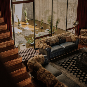 Juego de Muebles de Dormitorio de Alta Gama para Resorts, Lujosa Cama de Madera Sólida para Locales de Hostelería Costera y de Montaña - Product Image 3