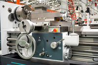 Machine à tour Horizontal CW6280E DMTG Dalian Tornos, tour mécanique CW6180E