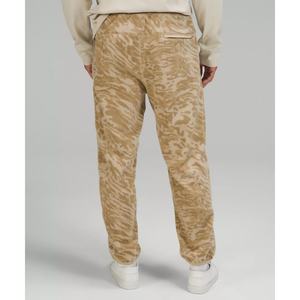 กางเกงจ็อกเกอร์ลำลองเอวกลางผ้าฝ้าย 100% คุณภาพโรงงาน สำหรับเดินป่า กิจกรรมกลางแจ้ง สวมใส่สบาย บริการ OEM สำหรับผู้ชาย - Product Image 2