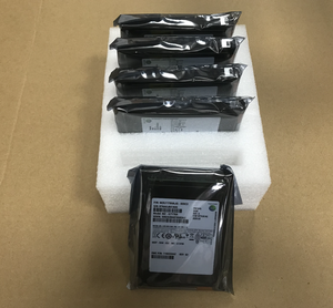 For D4-2SFXL-1600 D4-D2SFXL-1600 005053168 005053169 1.6TB SSD Hard <b>Drive</b> 1.6TB SSD - Product Image 4