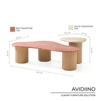 Table basse architecturale en matériaux mixtes, pierre de travertin rouge et blanc naturel, placage de chêne blanc, mobilier minimaliste pour salon