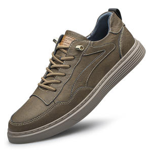 Zapatillas bajas informales de hombre para otoño-verano, con puntera, de dos capas de cuero vacuno, transpirables, de color liso, perforadas, blancas. - Product Image 6